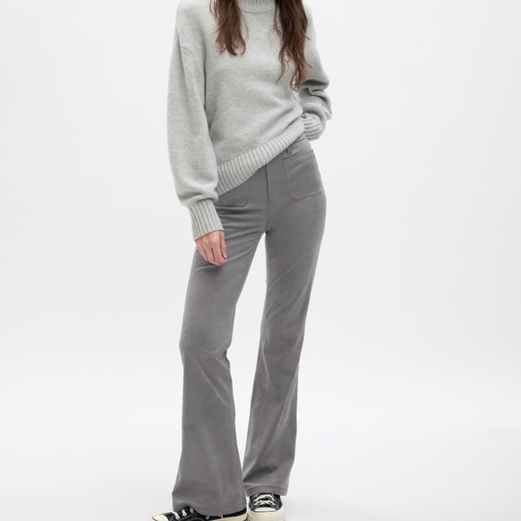Gap size 29/8 high Rise Vegan Suede '70s Flare pants - Picture 5 of 5